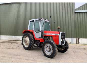 Tractor MASSEY FERGUSON