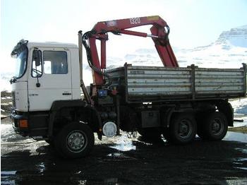 Camión volquete para transporte de materiales áridos MAN 6x6: foto 1