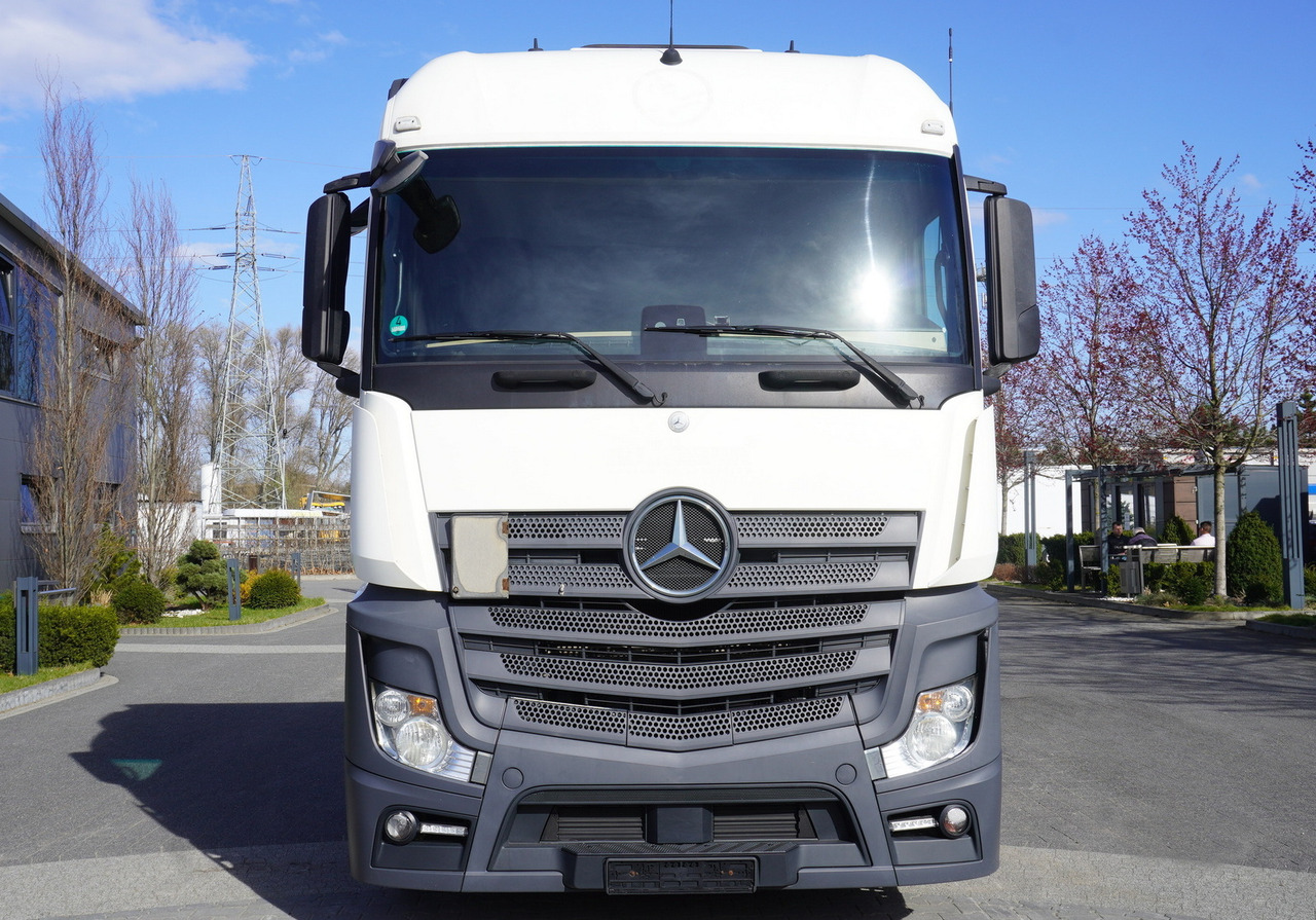 Leasing para MERCEDES-BENZ Actros 2542 Low Deck 6×2 E6 / Chassis / third steering and lifting axle MERCEDES-BENZ Actros 2542 Low Deck 6×2 E6 / Chassis / third steering and lifting axle: foto 2