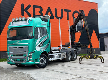 Camión forestal VOLVO FH16 750