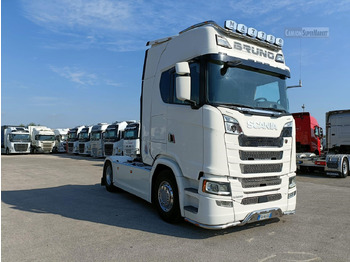 Cabeza tractora SCANIA S 500