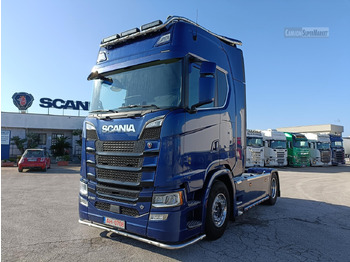 Cabeza tractora SCANIA S 520