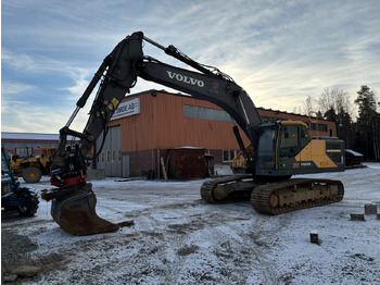 Excavadora VOLVO EC300EL