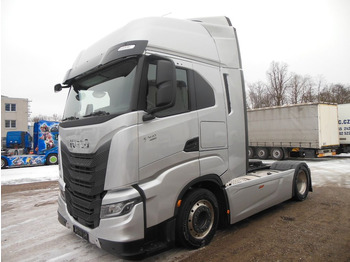 Cabeza tractora IVECO S-WAY