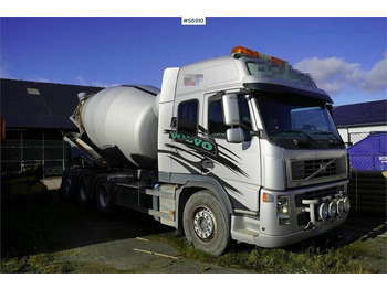 Camión hormigonera VOLVO FM 440