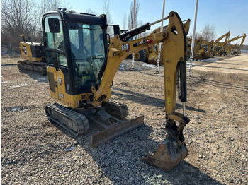 Excavadora de cadenas CAT 301.8: foto 2