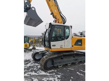 Excavadora de ruedas LIEBHERR