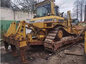 Bulldozer CATERPILLAR D7R: foto 2