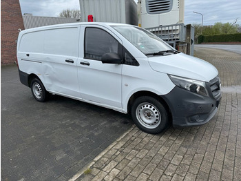 Furgoneta pequeña MERCEDES-BENZ Vito 111