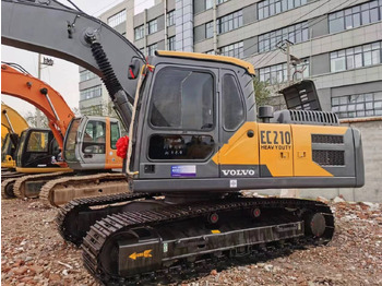 Excavadora de cadenas VOLVO EC210