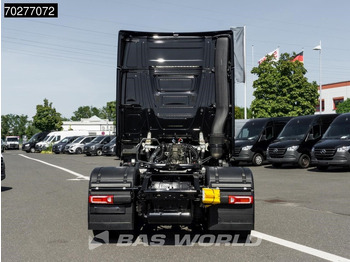 Cabeza tractora Mercedes-Benz Actros 1833 Actros 4X2 GigaSpace Retarder 2xTanks LED ACC Navi: foto 5