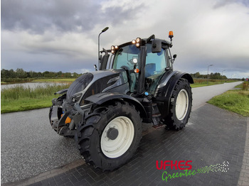 Tractor VALTRA N134