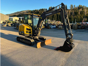 Miniexcavadora Volvo EC 35 D: foto 2