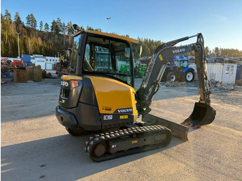 Miniexcavadora Volvo EC 35 D: foto 3