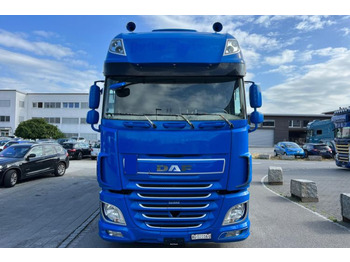 Camión lona DAF XF510 6x2: foto 2