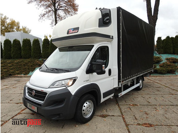 Furgoneta con lona FIAT Ducato