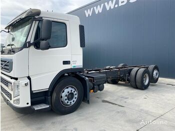 Camión chasis VOLVO FM