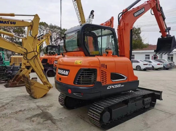 Excavadora de cadenas Doosan DX55: foto 5