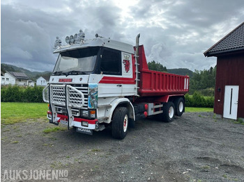 Camión volquete SCANIA R143