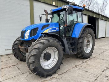 Tractor NEW HOLLAND TVT