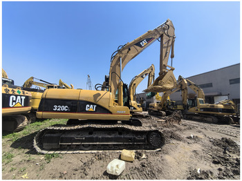 Excavadora de cadenas CATERPILLAR 320DL