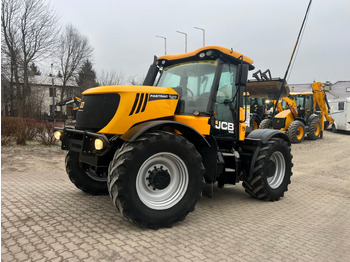 Tractor JCB