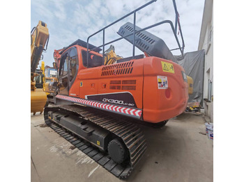 Excavadora de cadenas DOOSAN DX300