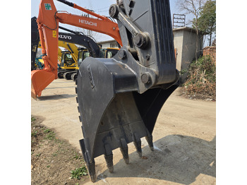 Excavadora de cadenas VOLVO EC300: foto 5