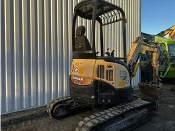 Miniexcavadora YANMAR VIO 25