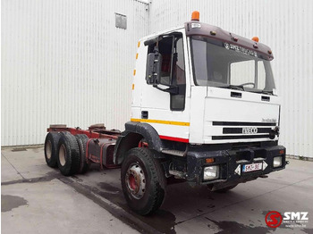 Camión chasis IVECO EuroTrakker