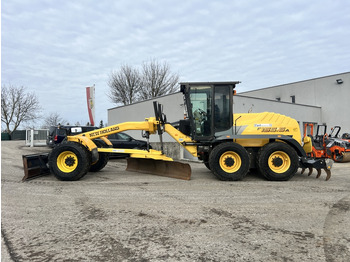 Grader NEW HOLLAND