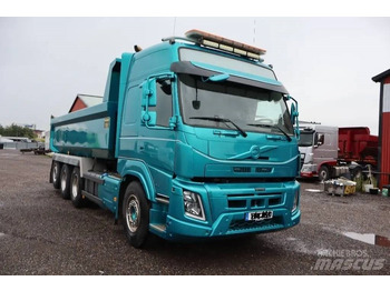 Camión volquete Volvo FM 8*4 EURO 6 serie 7151: foto 2