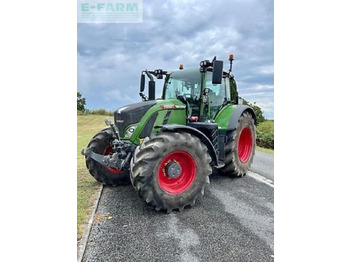 Tractor FENDT 724 Vario