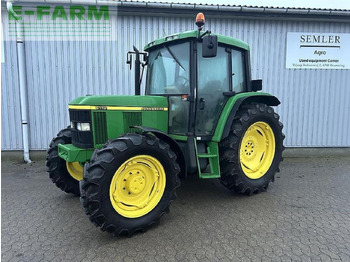 Tractor JOHN DEERE 6110