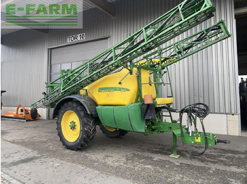 Pulverizador arrastrado JOHN DEERE