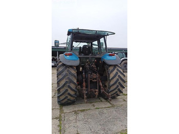 Tractor New Holland 8560: foto 2