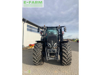 Tractor Valtra q245: foto 5