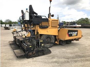 Pavimentadora de asfalto CATERPILLAR AP300