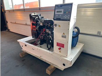 Generador industriale nuevo Perkins FG Wilson 23 kVA generatorset New !: foto 2