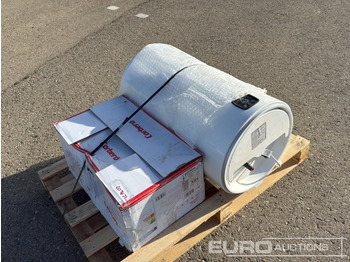 Equipo de construcción Pallet of Gas-powered Water Heaters (2 Of): foto 3