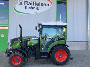 Tractor FENDT 211 V Vario