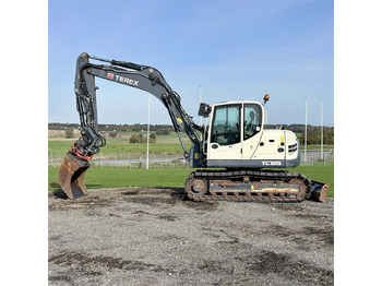 Excavadora de cadenas TEREX