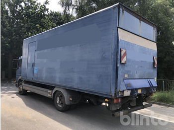 Camión caja cerrada Mercedes Benz Atego 1223: foto 3