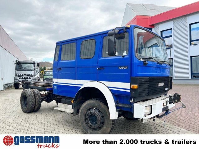 Camión chasis Iveco 120-23 AW 4x4 Doka, V8-Motor, Seilwinde: foto 10