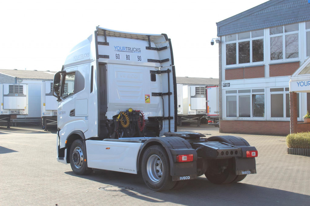 Cabeza tractora Iveco S-Way 490 E6  Retarder Standklima 2Tanks Navi: foto 12