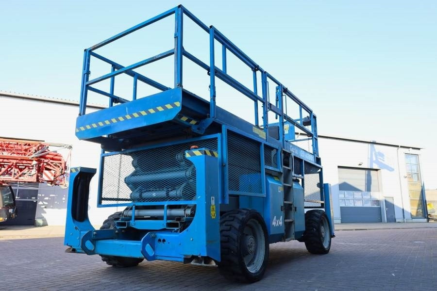 Plataforma de tijeras Genie GS4390 Diesel, 4x4 Drive, 15m Working Height, 680k: foto 10