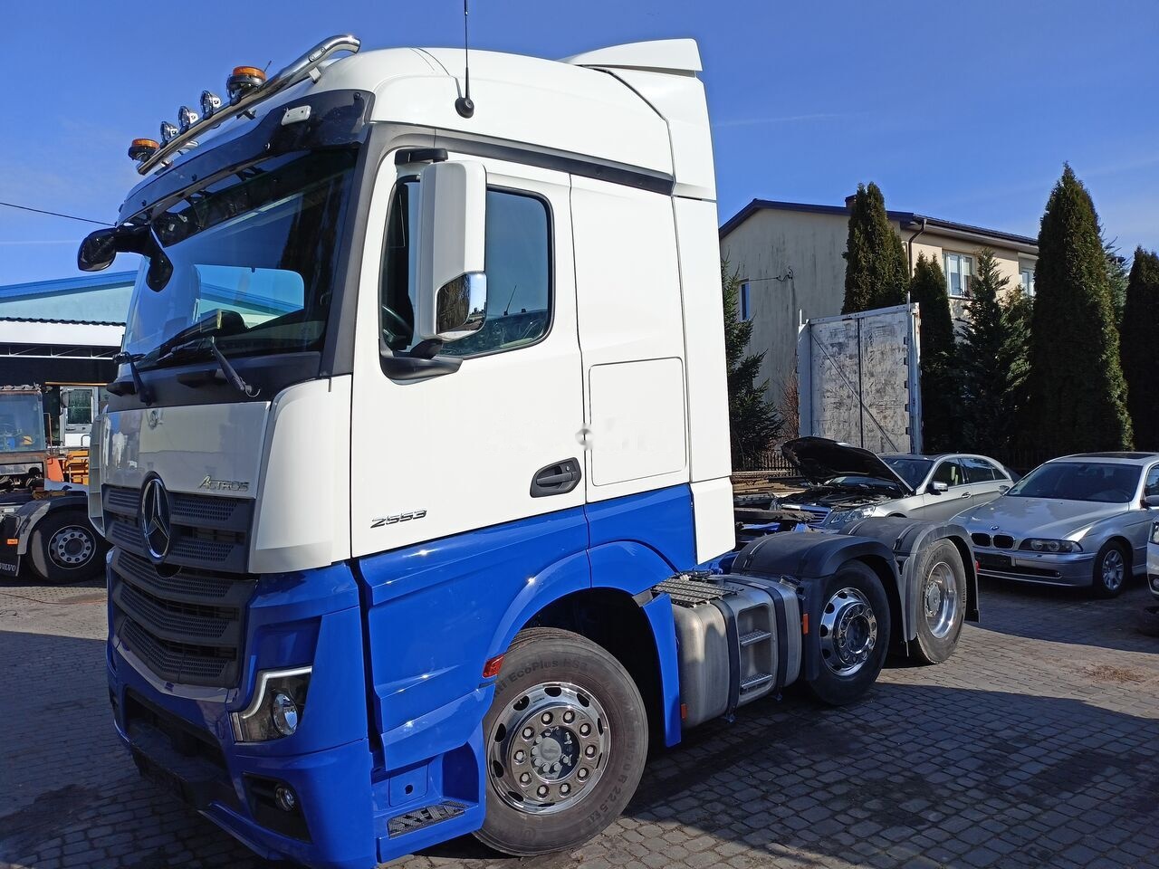 Cabeza tractora Mercedes-Benz Actros 2553: foto 11