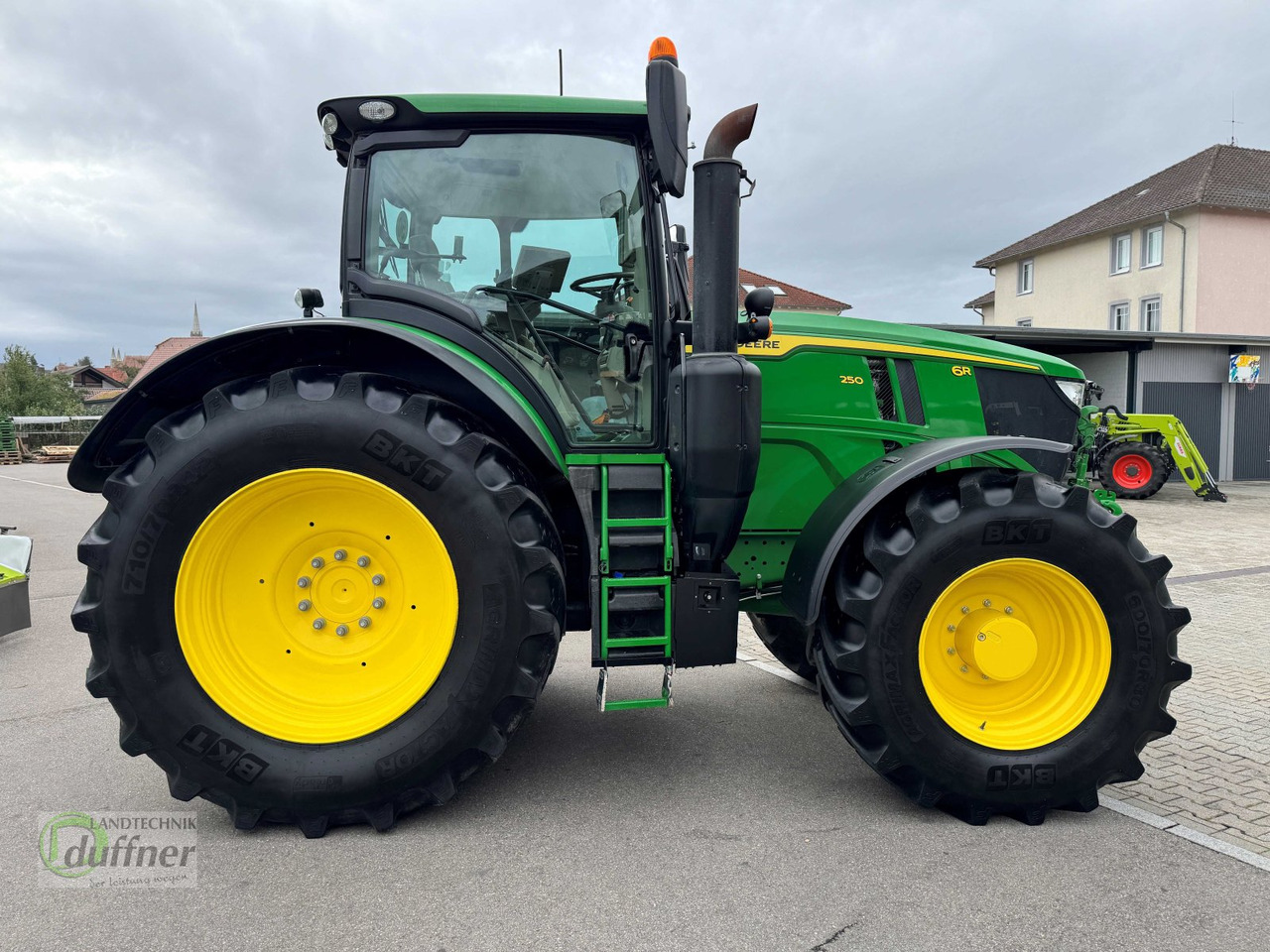 Leasing para John Deere 6R 250 John Deere 6R 250: foto 11