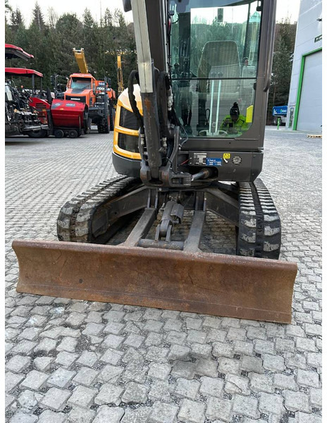 Miniexcavadora Volvo EC 35 D: foto 14