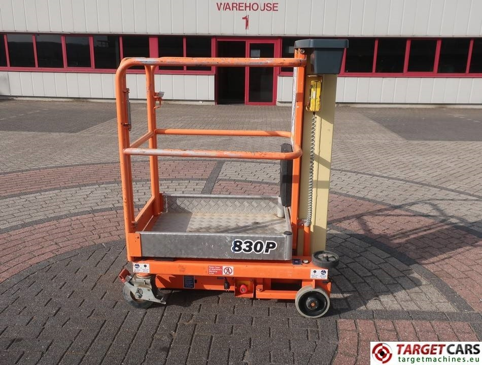 Plataforma elevadora JLG Power Tower Nano 830P Vertical Lift 450cm: foto 6